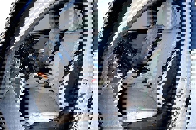 Certified 2025 Mercedes-Benz C 300 4MATIC Sedan image 24