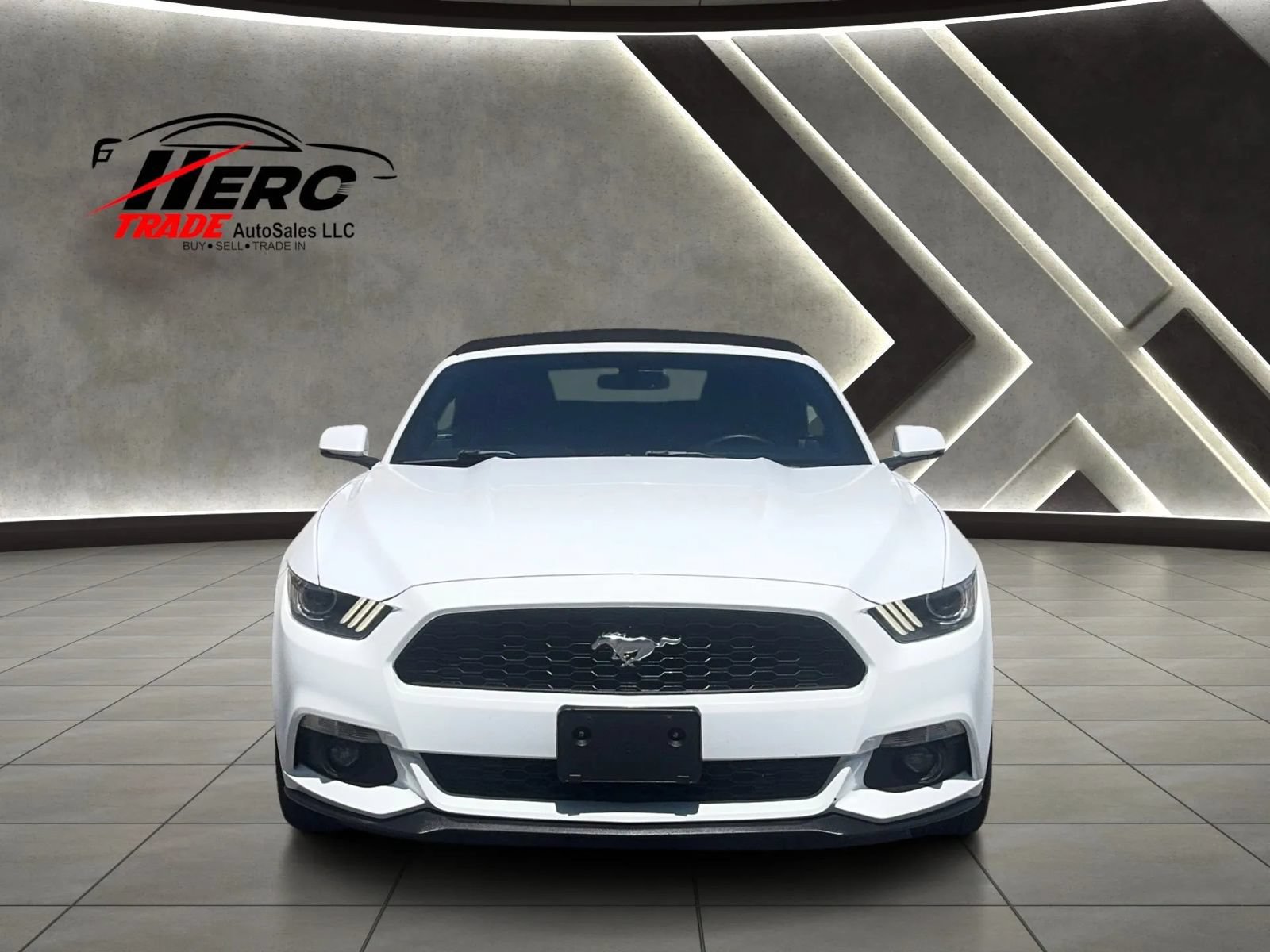 Used 2017 Ford Mustang Premium RWD image 18