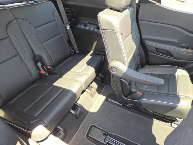 Used 2022 GMC Acadia Denali w/ Denali Ultimate Package AWD/4WD image 32