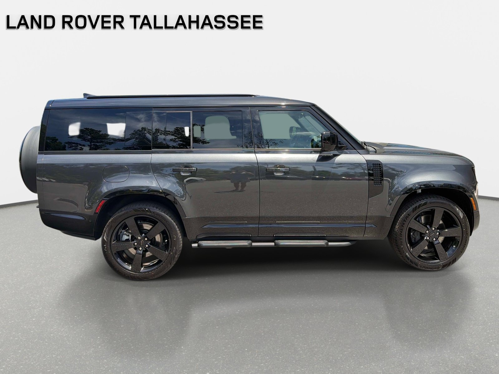 New 2026 Land Rover Defender 130 X-Dynamic SE AWD/4WD image 4