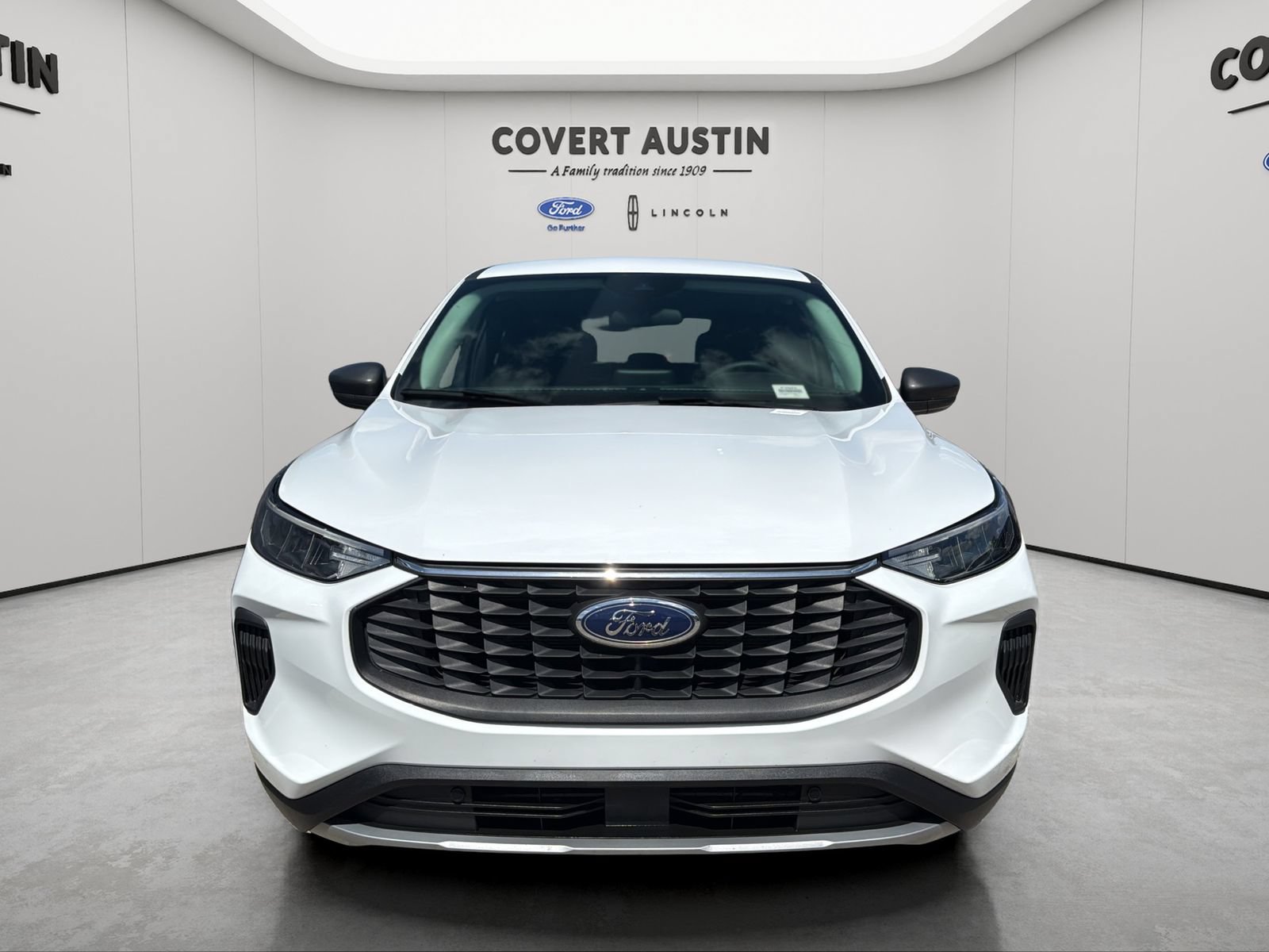 Certified 2025 Ford Escape Active FWD image 9