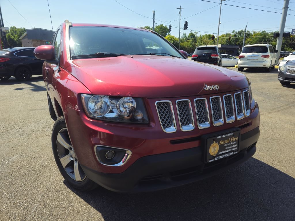 Used 2017 Jeep Compass High Altitude FWD image 31