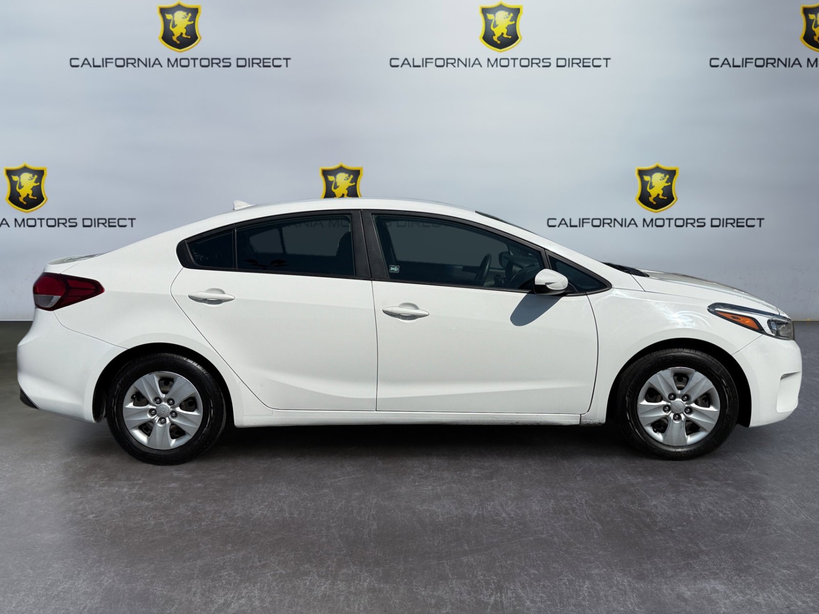 Used 2017 Kia Forte LX FWD image 6