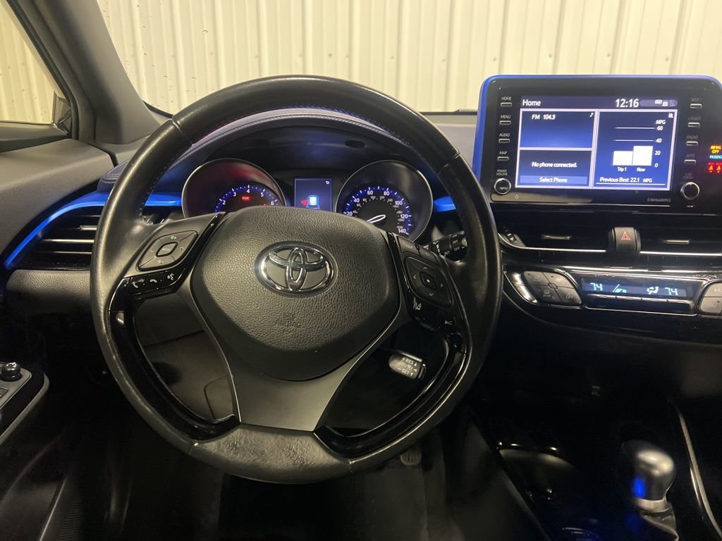 Used 2020 Toyota C-HR XLE image 12