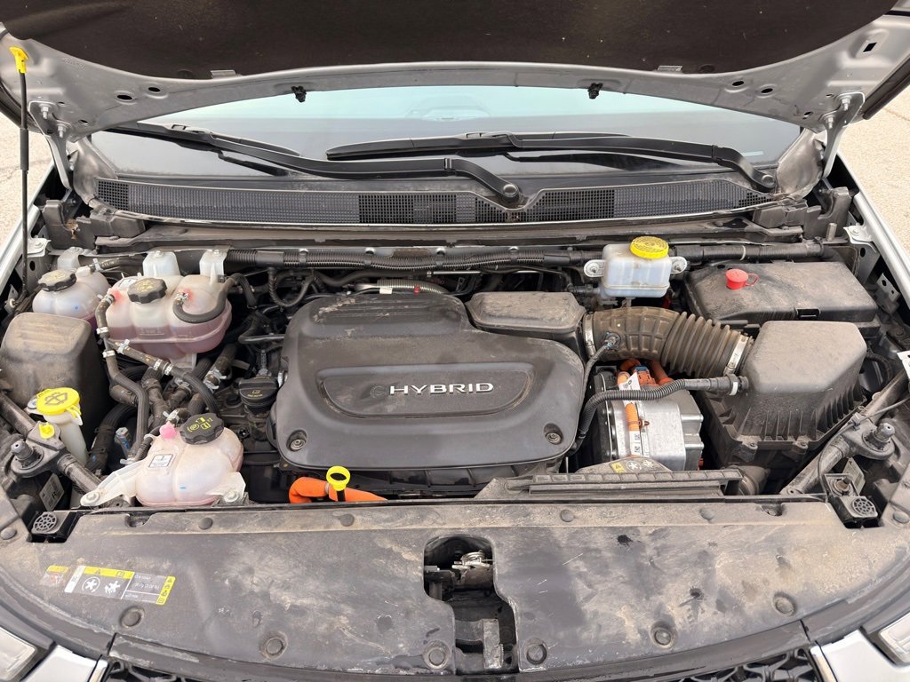 Used 2023 Chrysler Pacifica Touring-L image 46