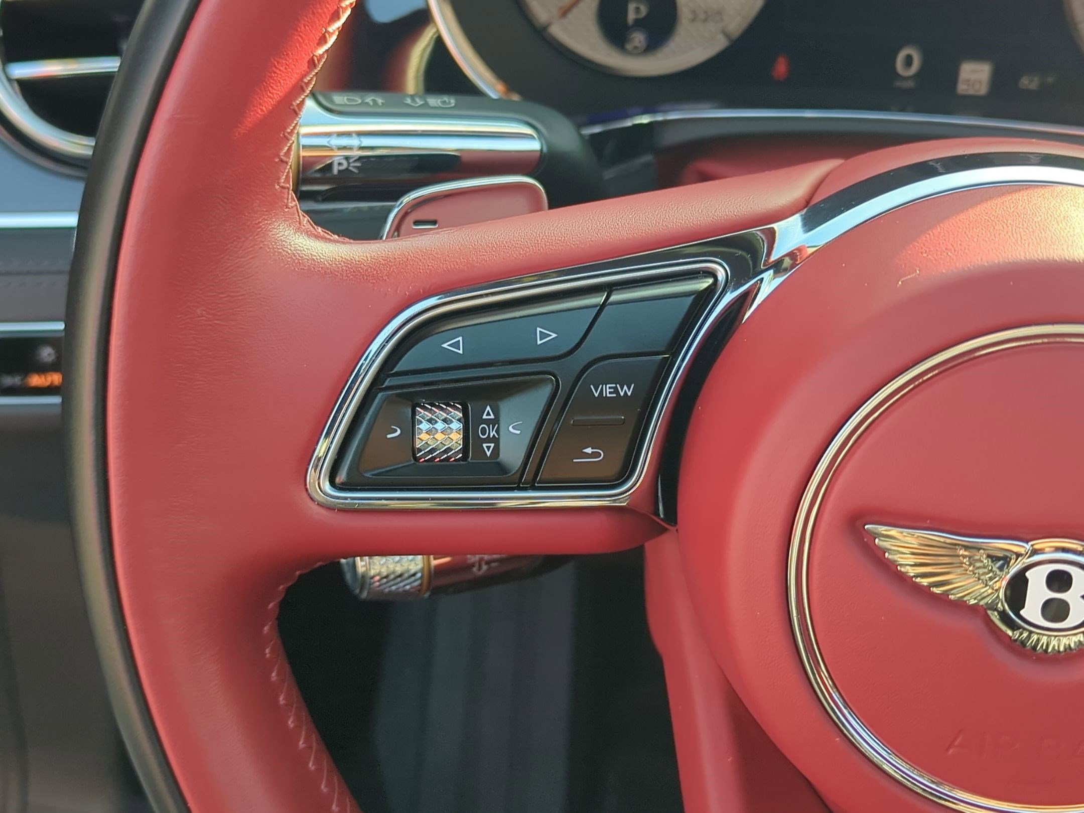 Used 2021 Bentley Continental GT V8 image 19