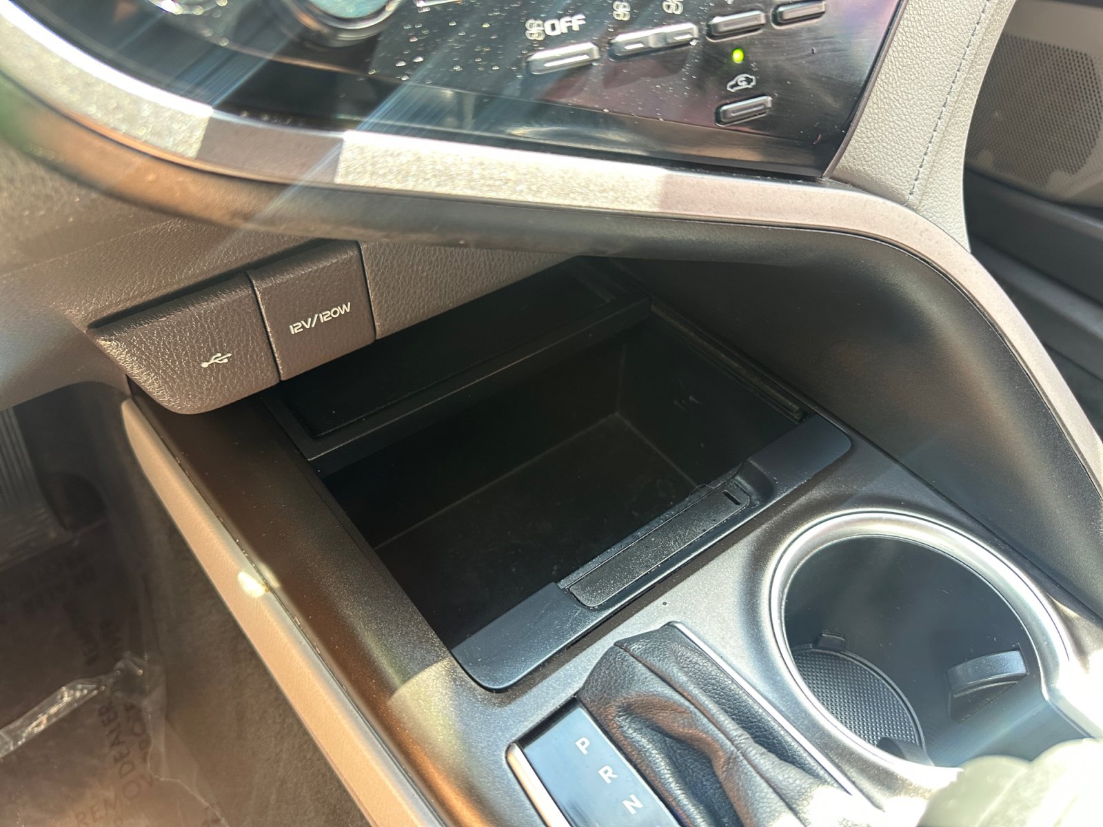 Used 2022 Toyota Camry LE FWD image 30