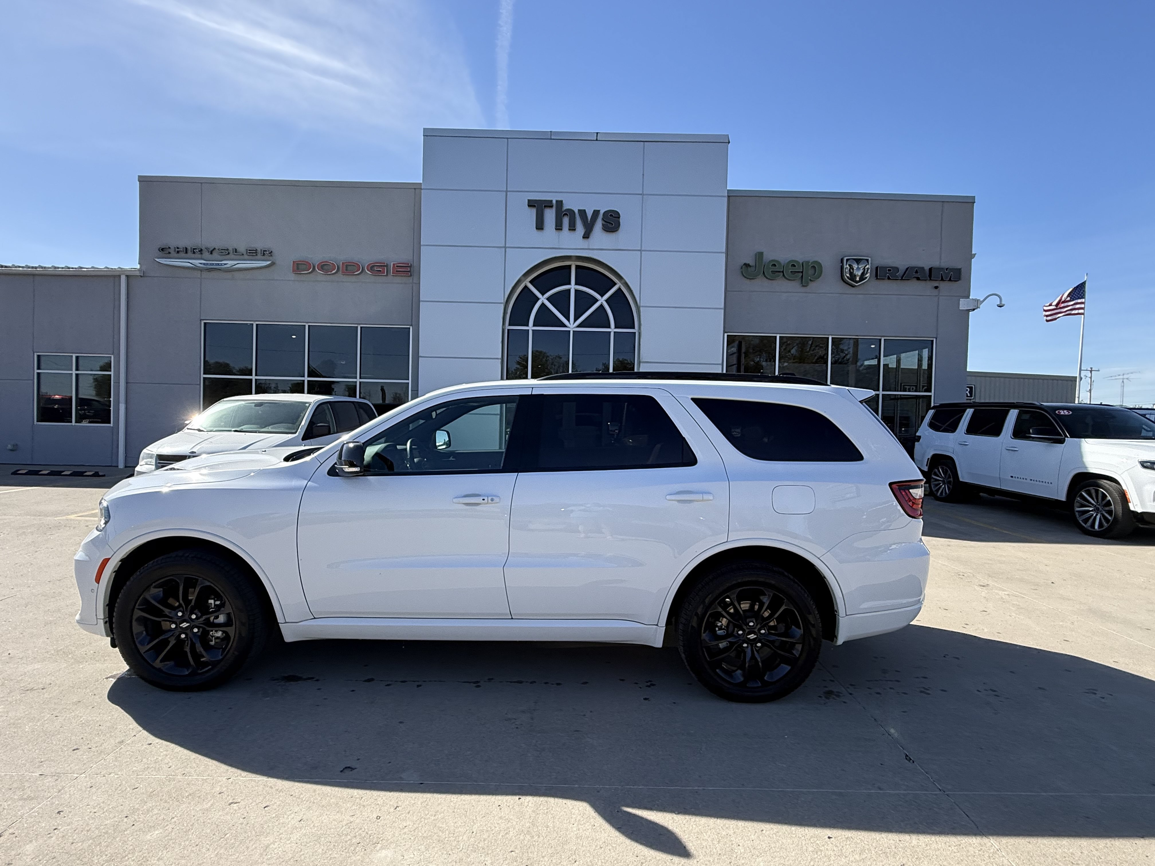 Used 2025 Dodge Durango GT AWD/4WD image 32