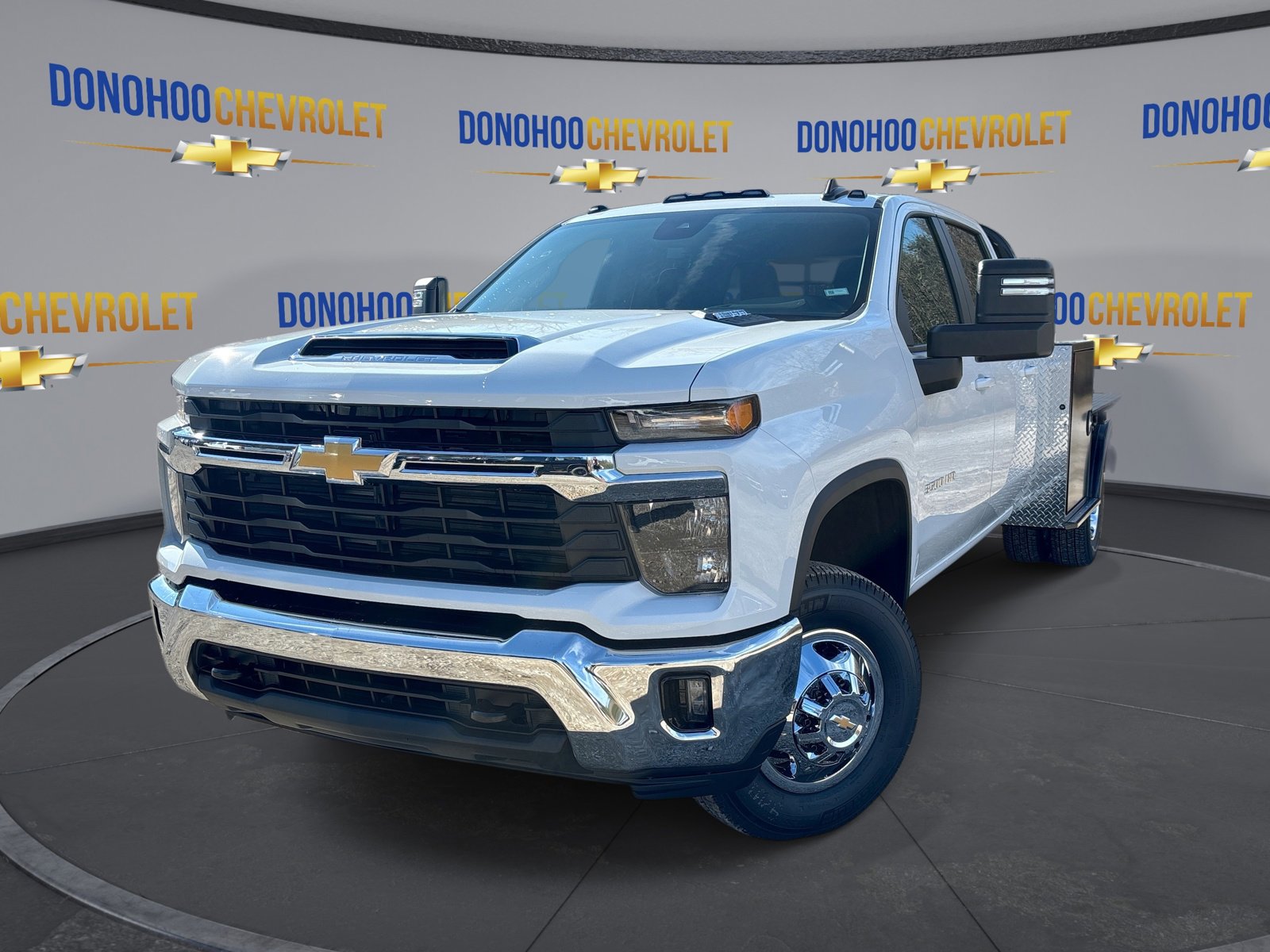 New 2026 Chevrolet Silverado 3500 LT w/ Convenience Package image 4