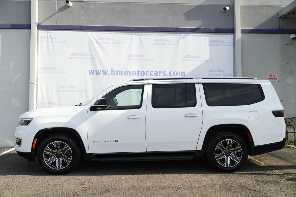 Used 2023 Jeep Wagoneer L Series II image 8