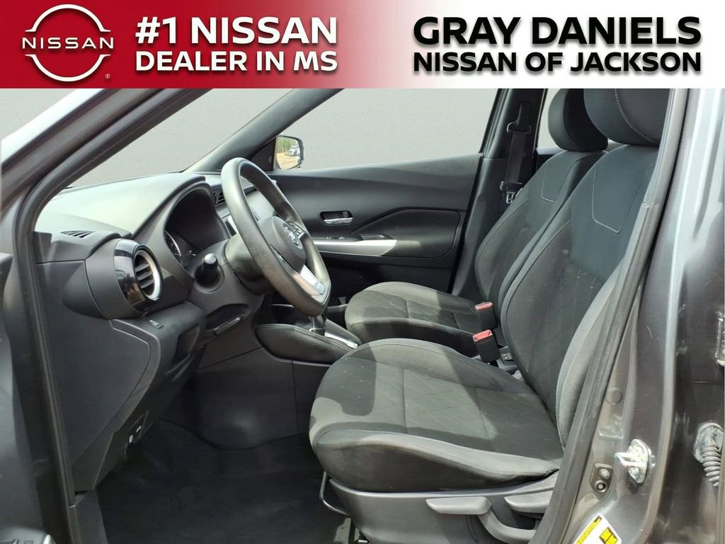 Used 2019 Nissan Kicks SV w/ Exterior Package image 22