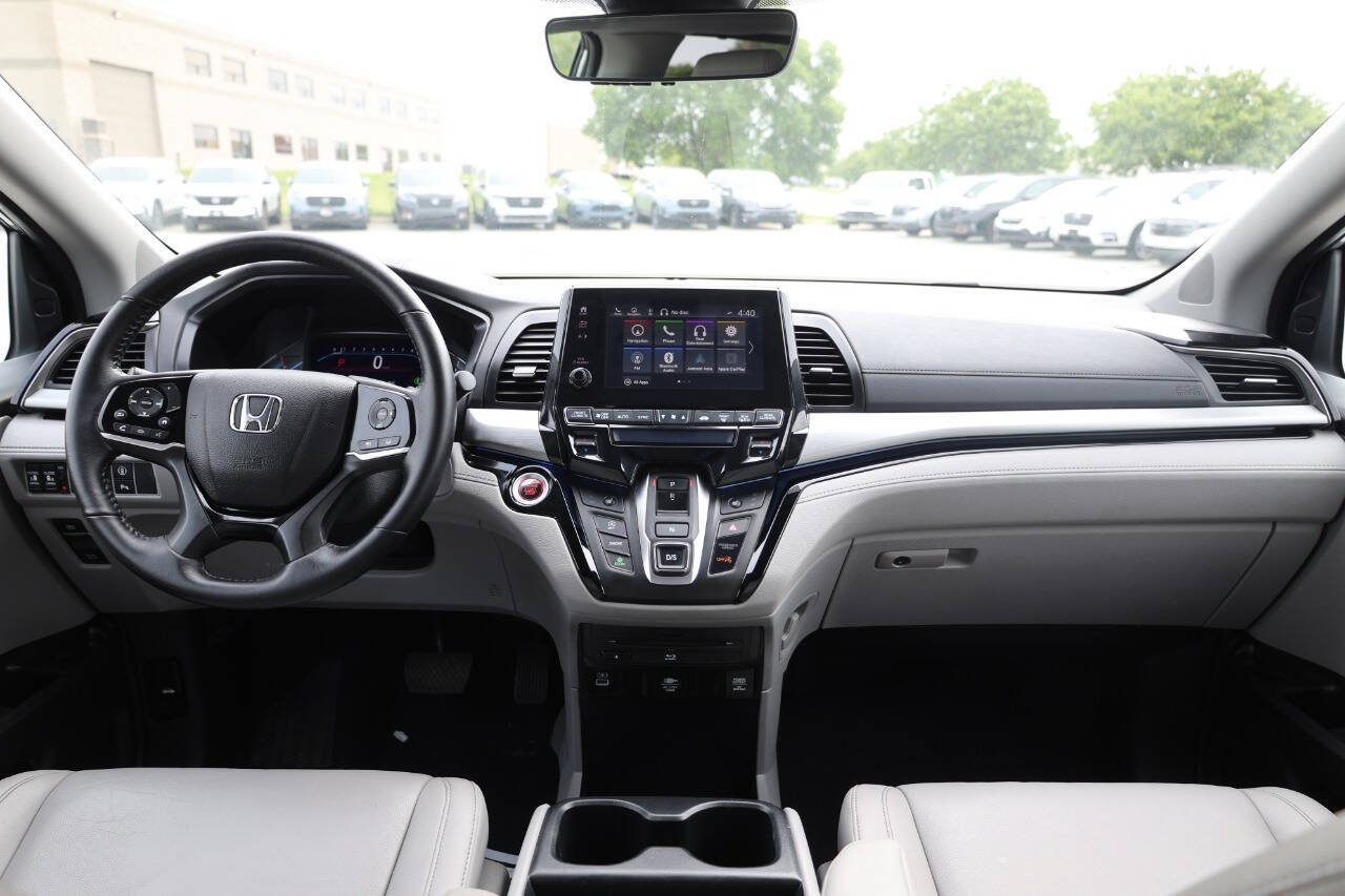 Used 2022 Honda Odyssey Touring image 14