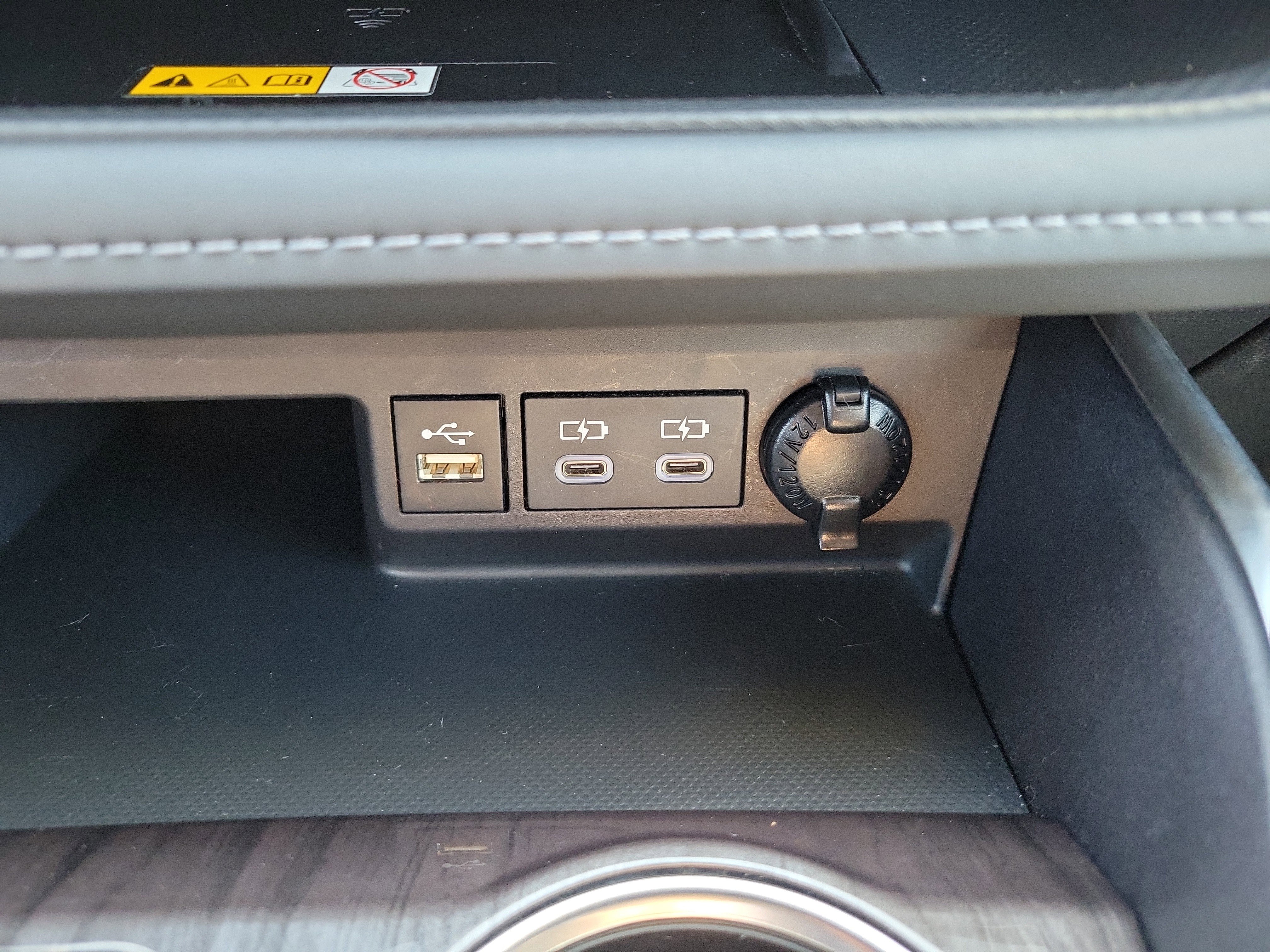 Used 2024 Toyota Highlander Limited image 36