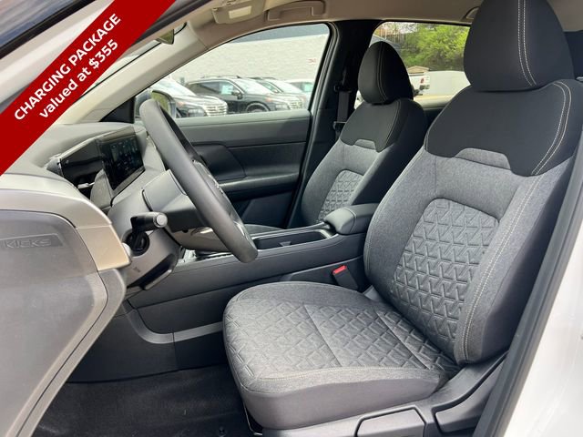 New 2026 Nissan Kicks SV w/ Charging Package image 4