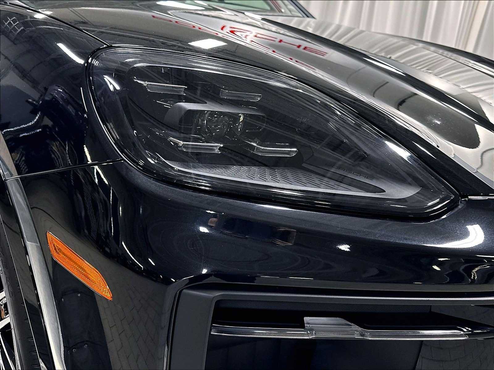 New 2026 Porsche Cayenne S AWD/4WD image 12
