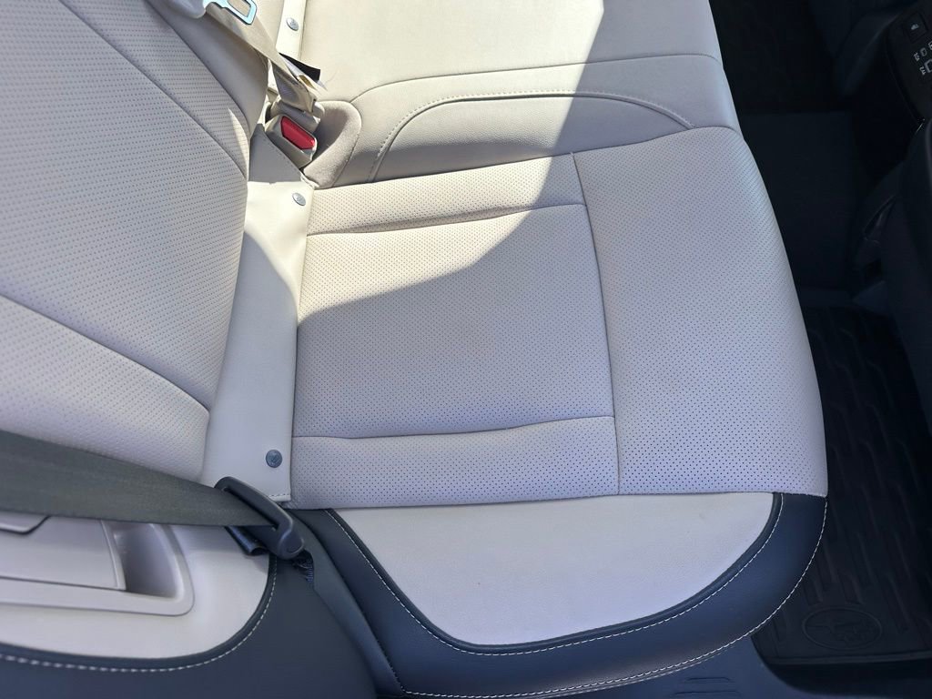 Used 2025 Subaru Outback Limited image 20