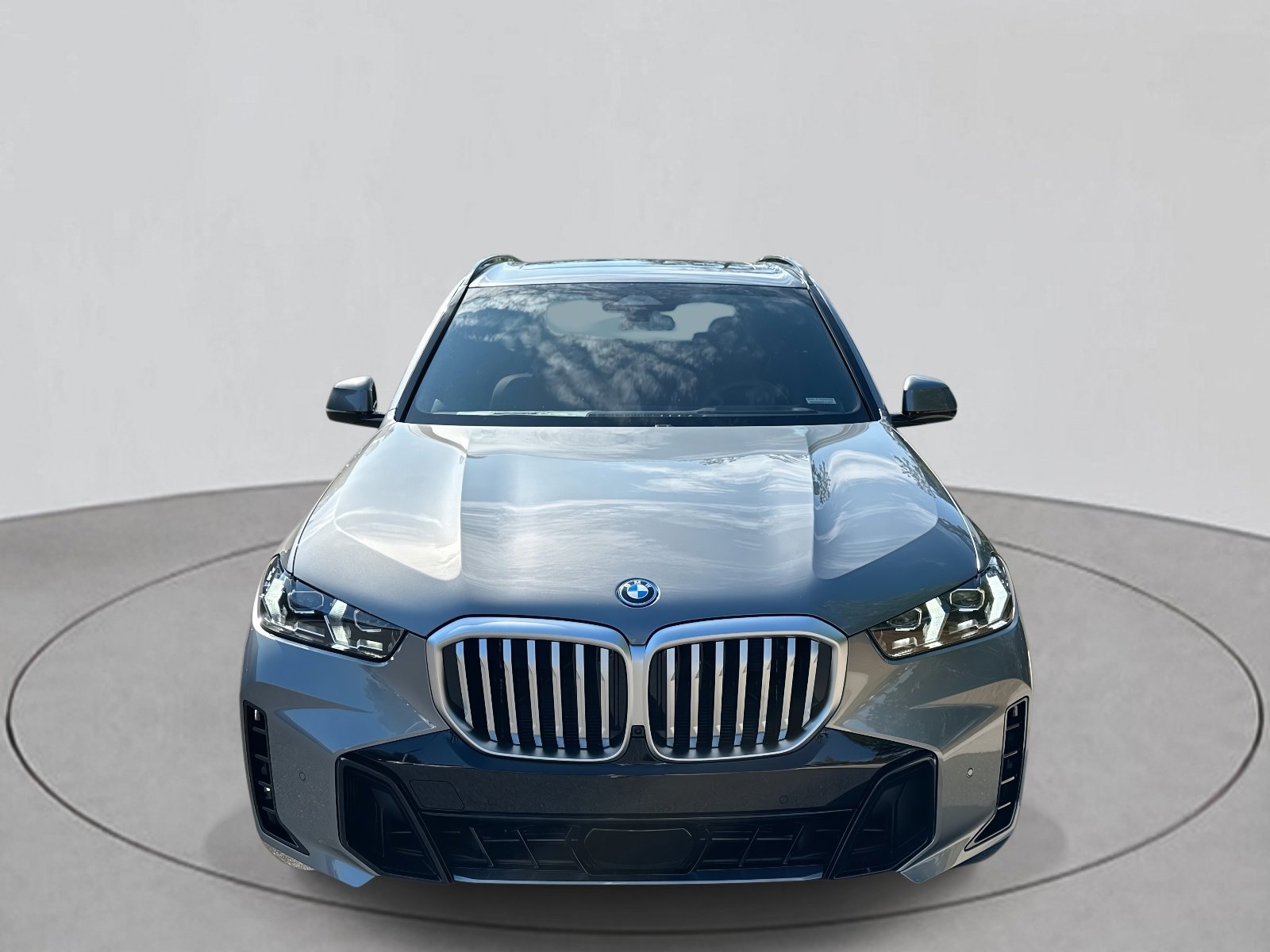 New 2026 BMW X5 xDrive50e w/ M Sport Package image 8