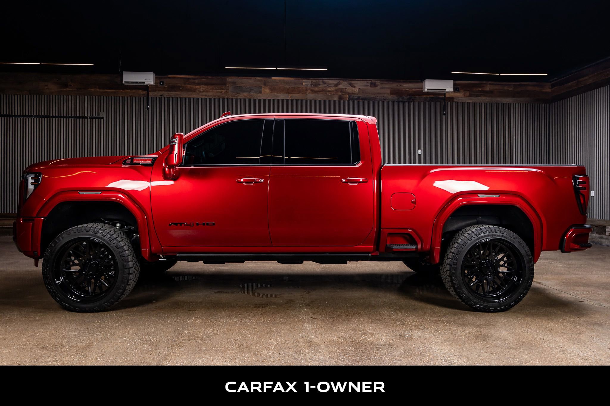 Used 2025 GMC Sierra 2500 AT4 w/ AT4 Premium Plus Package image 5