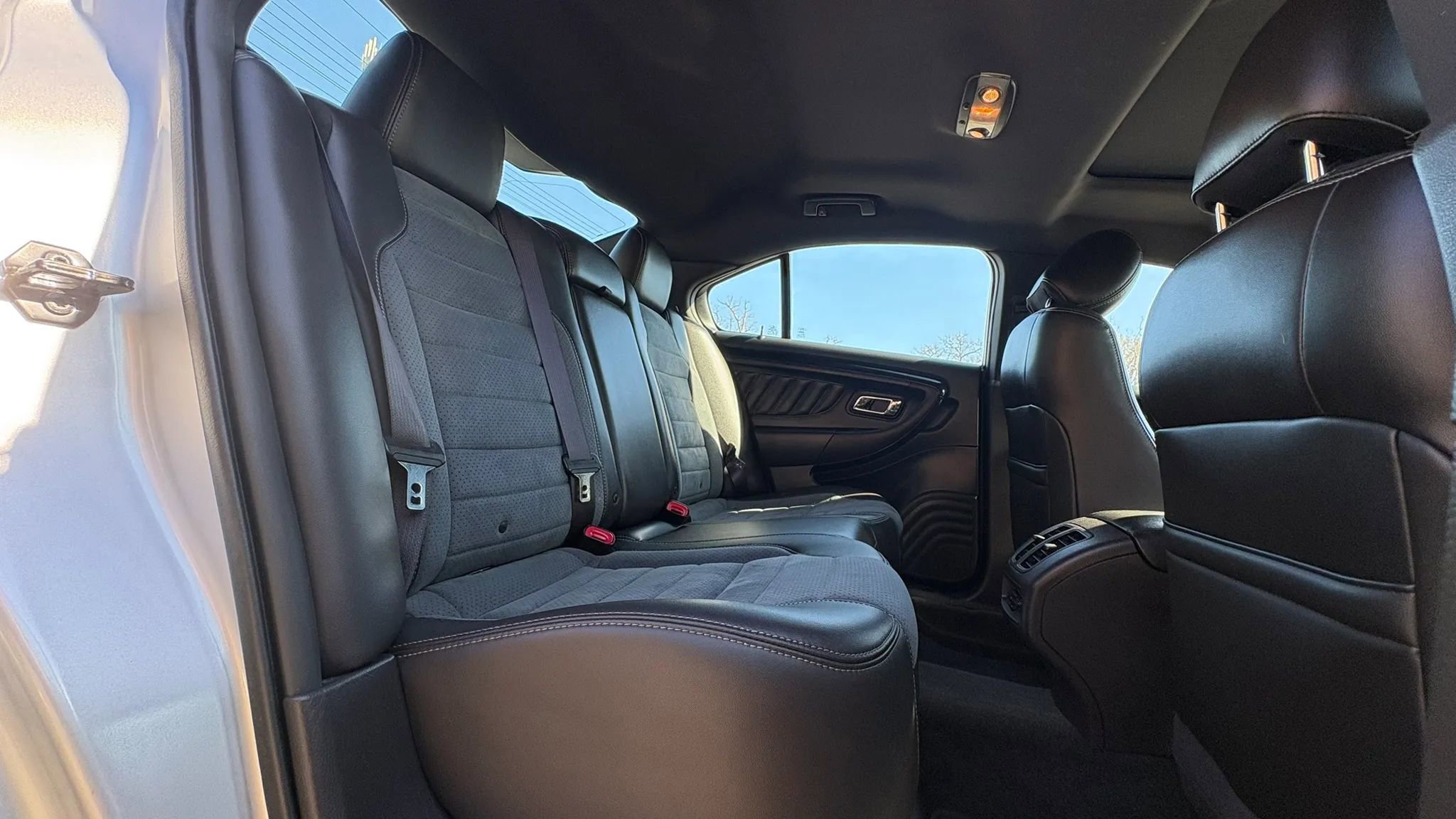 Used 2015 Ford Taurus SHO w/ Equipment Group 401A image 23