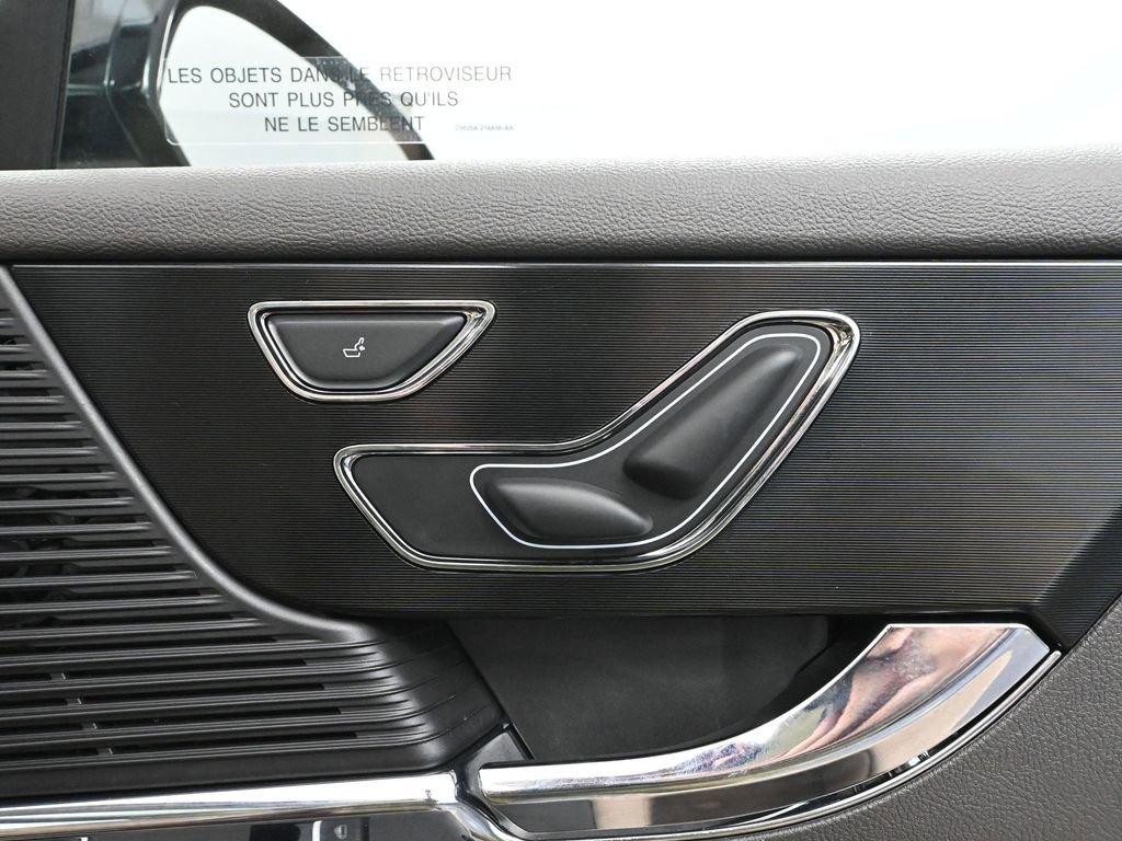 Used 2022 Lincoln Corsair Reserve w/ Equipment Group 201A image 53