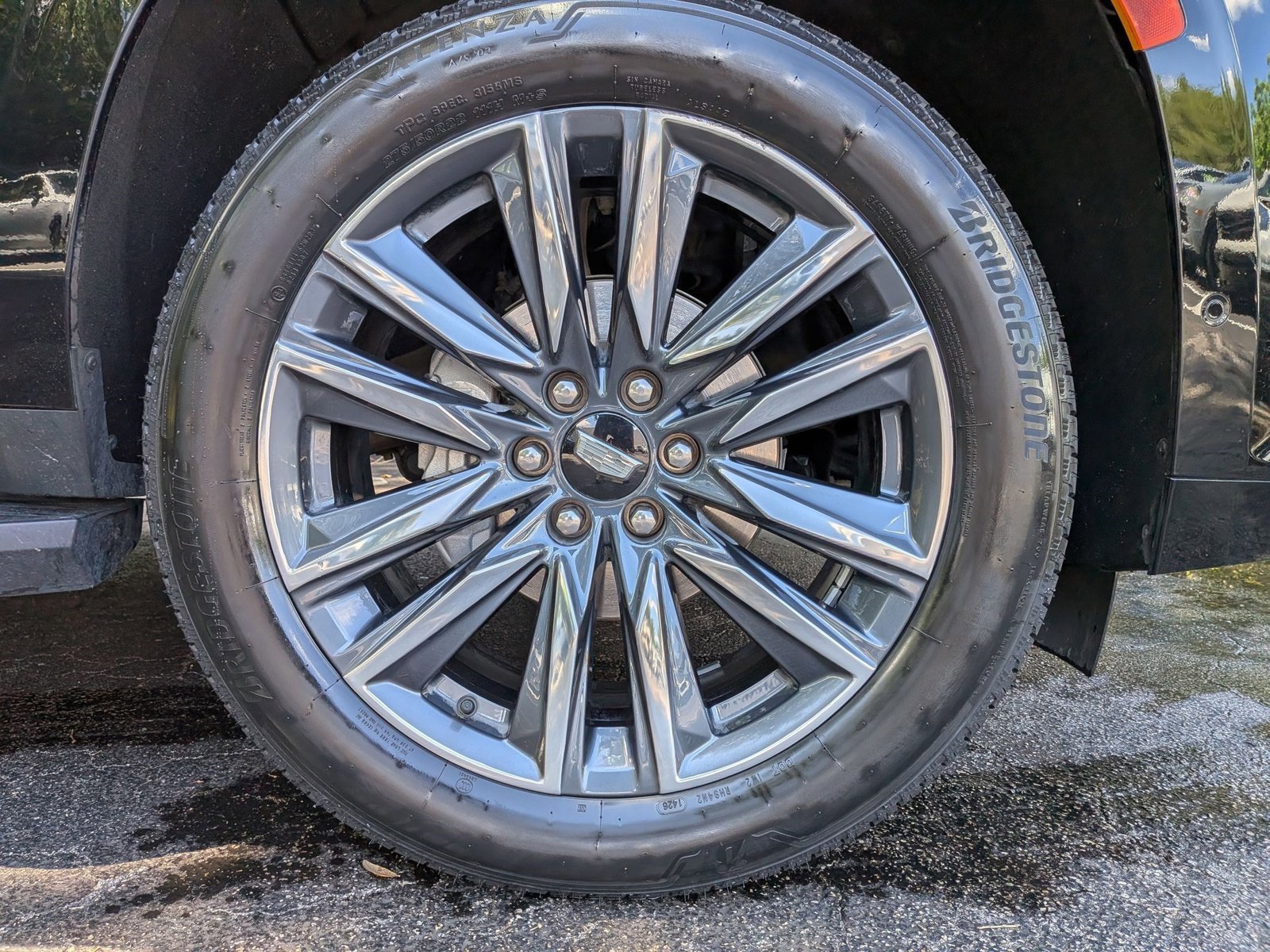 Used 2024 Cadillac Escalade Sport RWD image 23