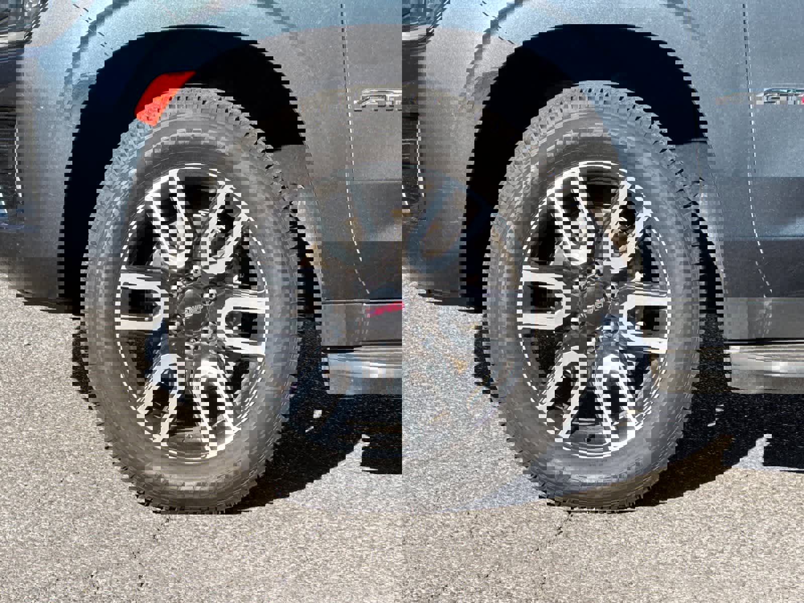 Used 2021 GMC Yukon XL AT4 w/ Rear Media and Nav Package image 27