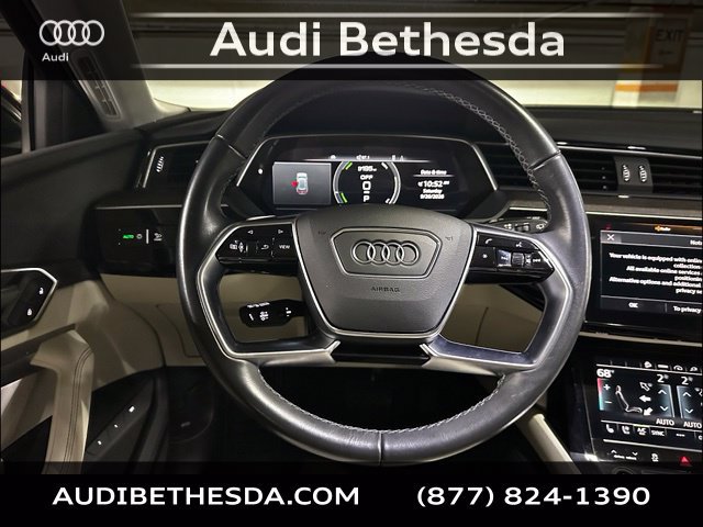 Certified 2024 Audi Q8 e-tron Premium Plus w/ Premium Plus Package AWD/4WD image 16