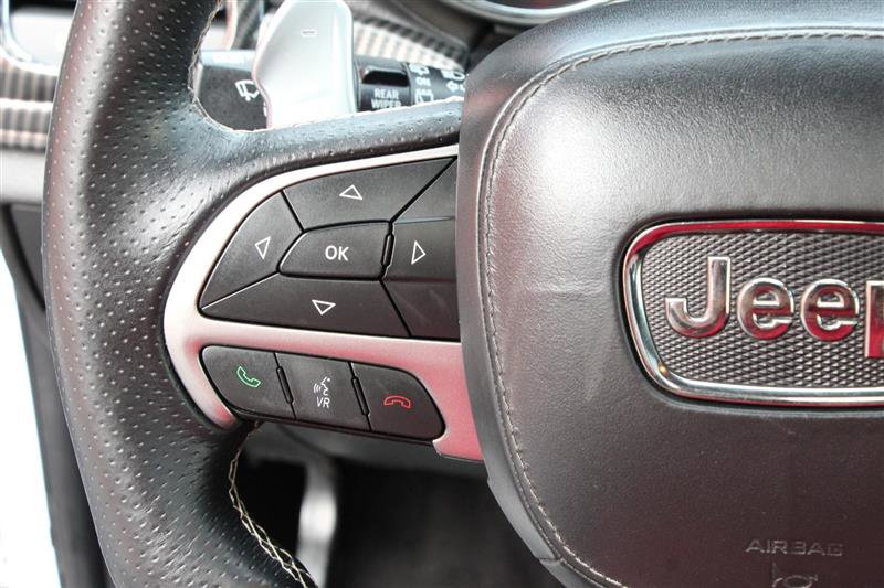 Used 2017 Jeep Grand Cherokee SRT image 28