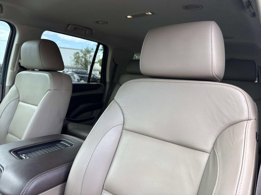 Used 2017 Chevrolet Tahoe LT w/ Luxury Package AWD/4WD image 28