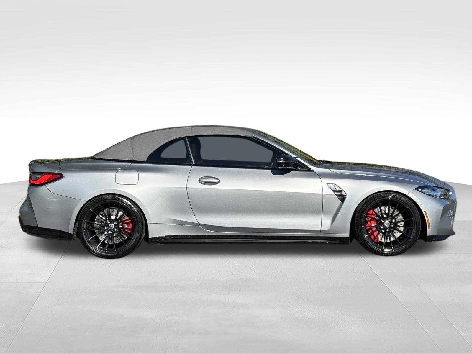 Used 2023 BMW M4 xDrive Competition AWD/4WD image 3
