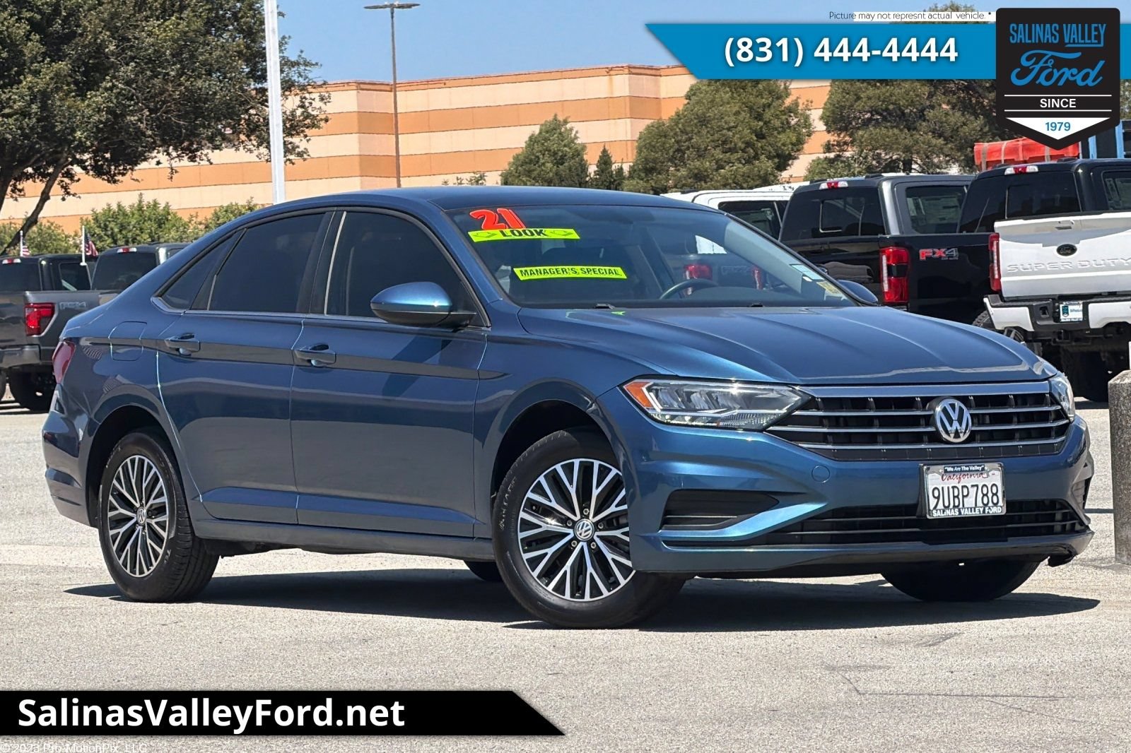 Used 2021 Volkswagen Jetta SE FWD image 1