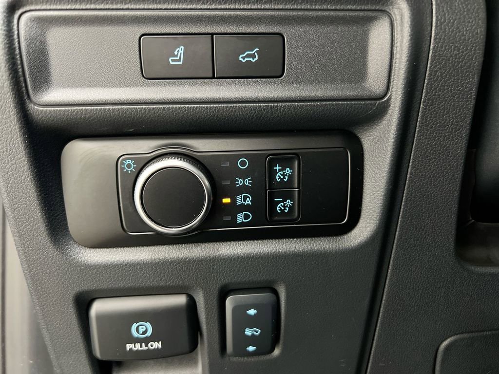 Used 2024 Ford Expedition XLT image 19