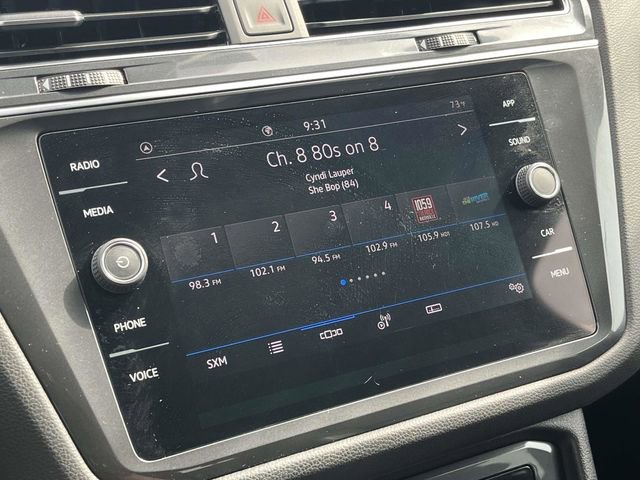 Used 2023 Volkswagen Tiguan SE w/ Panoramic Sunroof Package FWD image 30