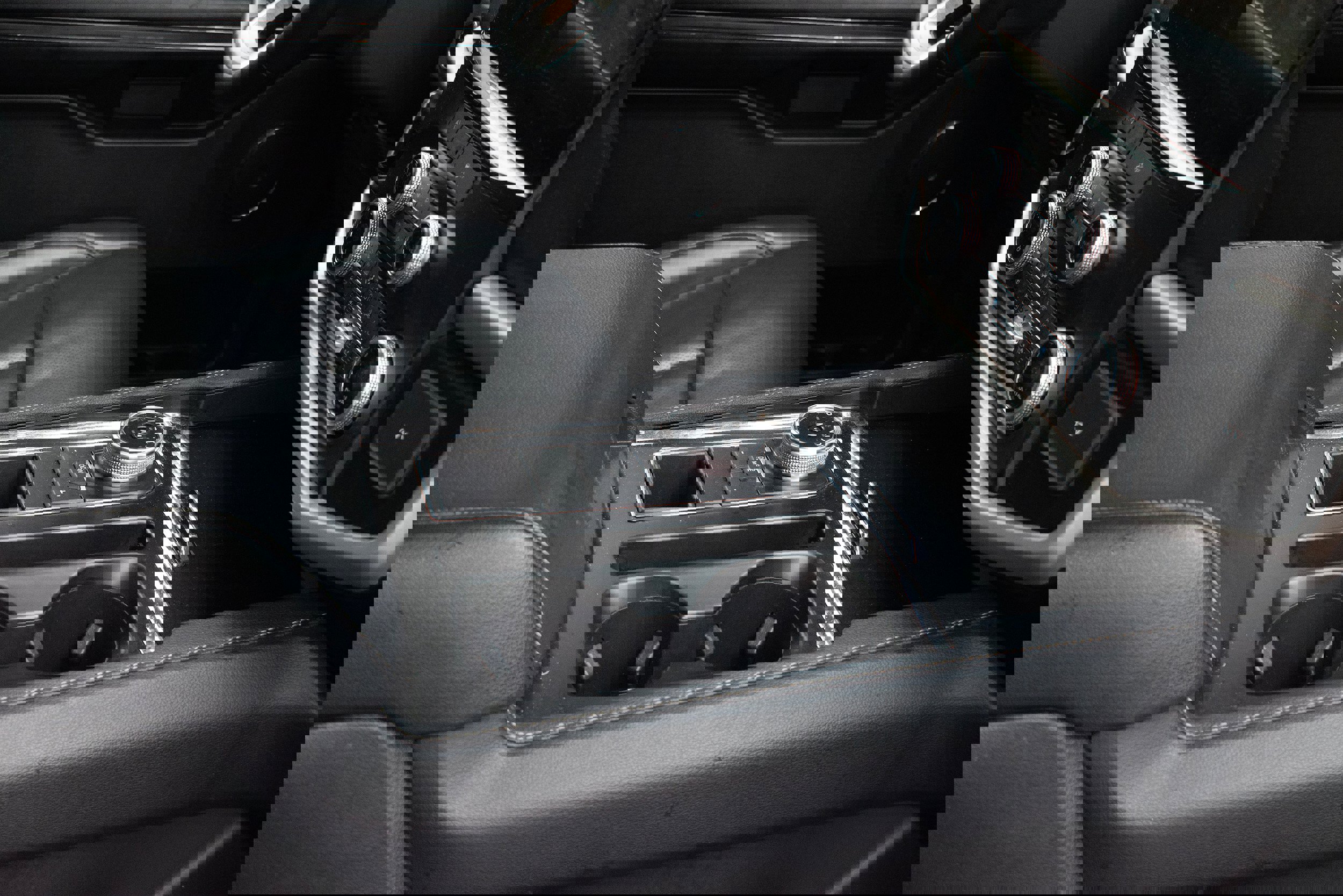 Used 2024 Ford Expedition XLT image 44