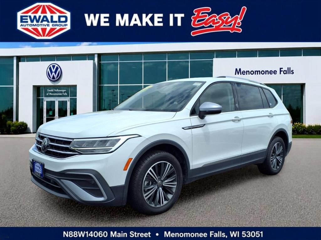 Used 2024 Volkswagen Tiguan Wolfsburg Edition AWD/4WD image 3