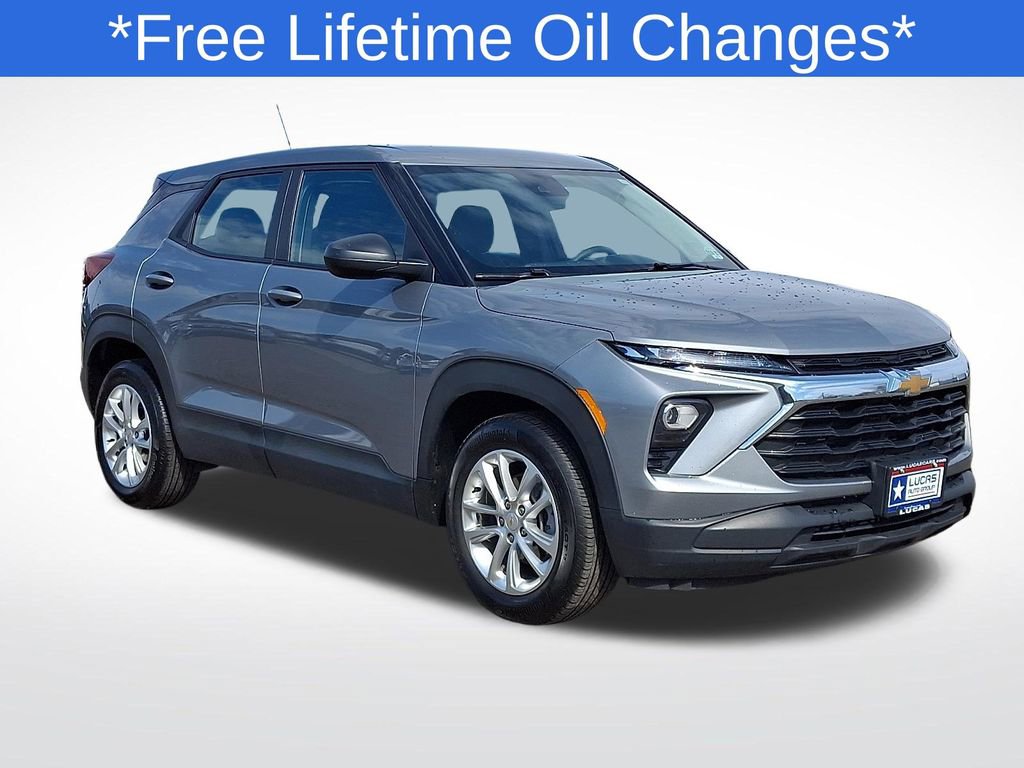 Used 2025 Chevrolet TrailBlazer LS image 1