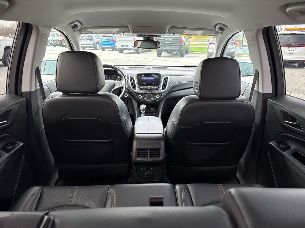 Used 2022 Chevrolet Equinox Premier AWD/4WD image 11