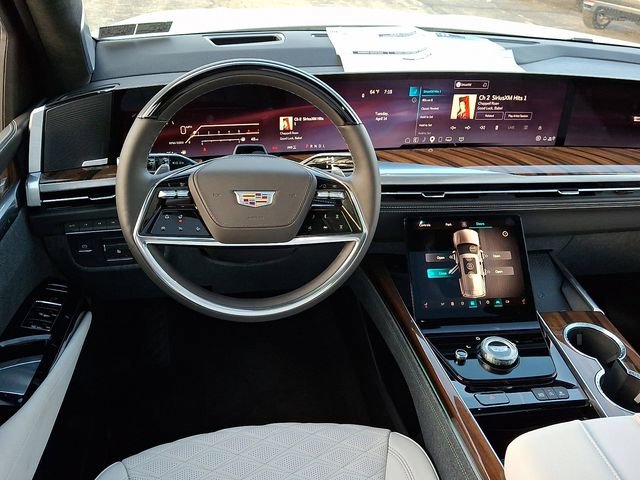 New 2026 Cadillac Escalade Platinum Sport w/ LPO, ONYX Package image 7