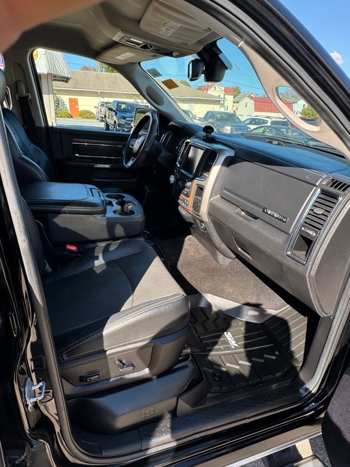 Used 2014 RAM 1500 Laramie w/ Convenience Group image 25