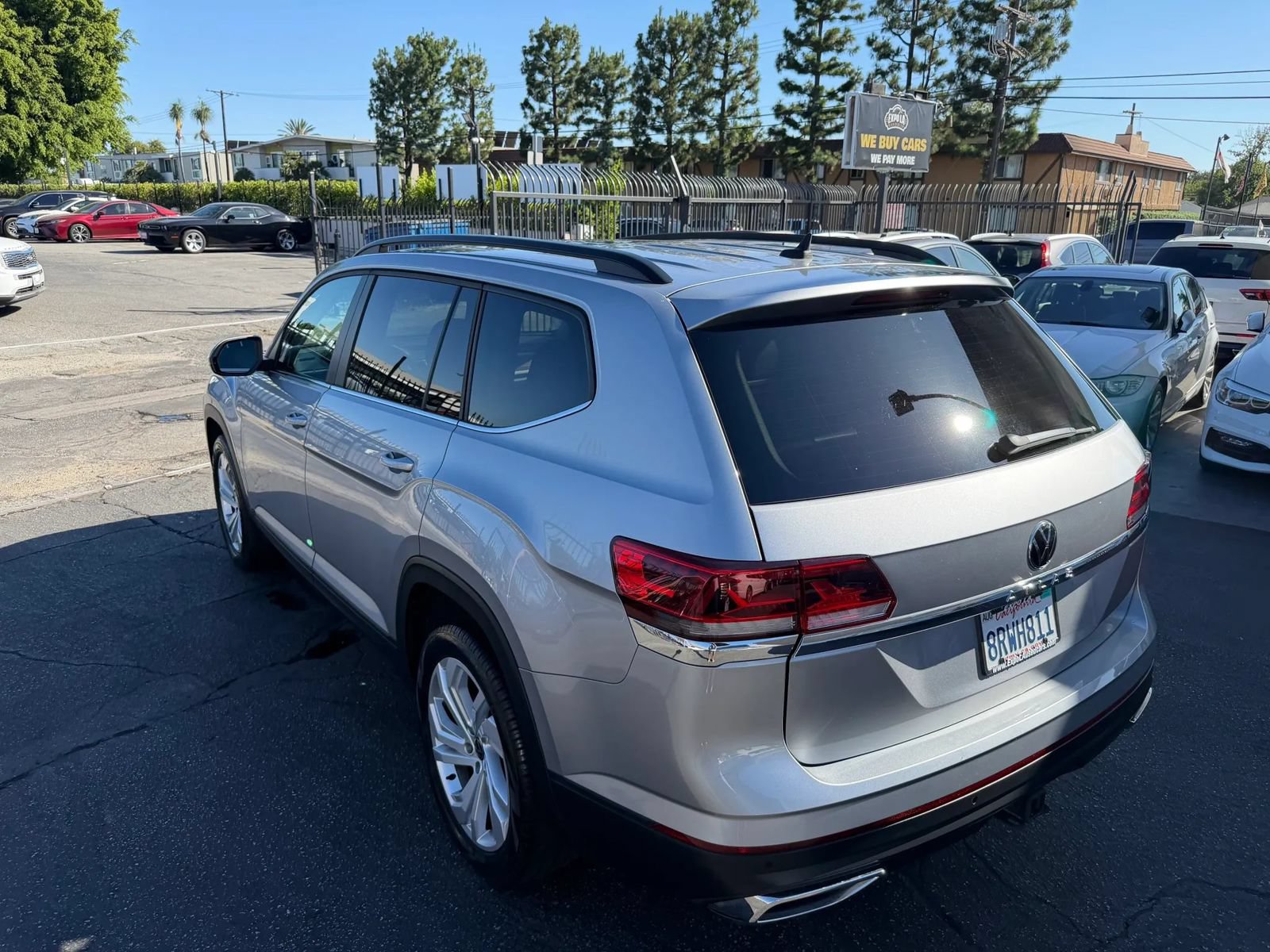 Used 2021 Volkswagen Atlas SE w/ Panoramic Sunroof Package FWD image 24