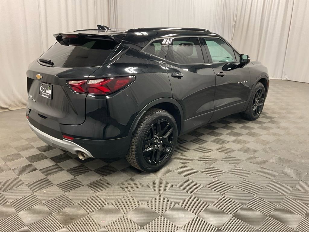 Used 2022 Chevrolet Blazer LT image 3
