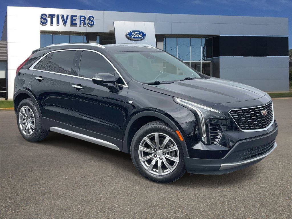 Used 2019 Cadillac XT4 Premium Luxury w/ Technology Package AWD/4WD image 1