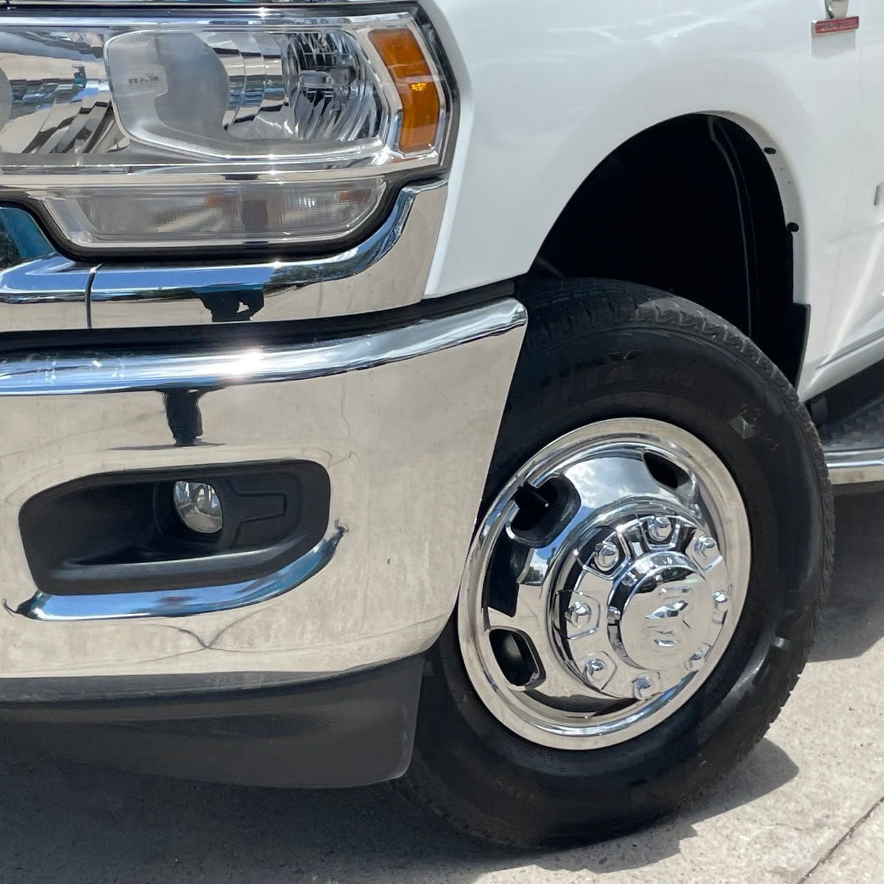 Used 2024 RAM 3500 Big Horn AWD/4WD image 9
