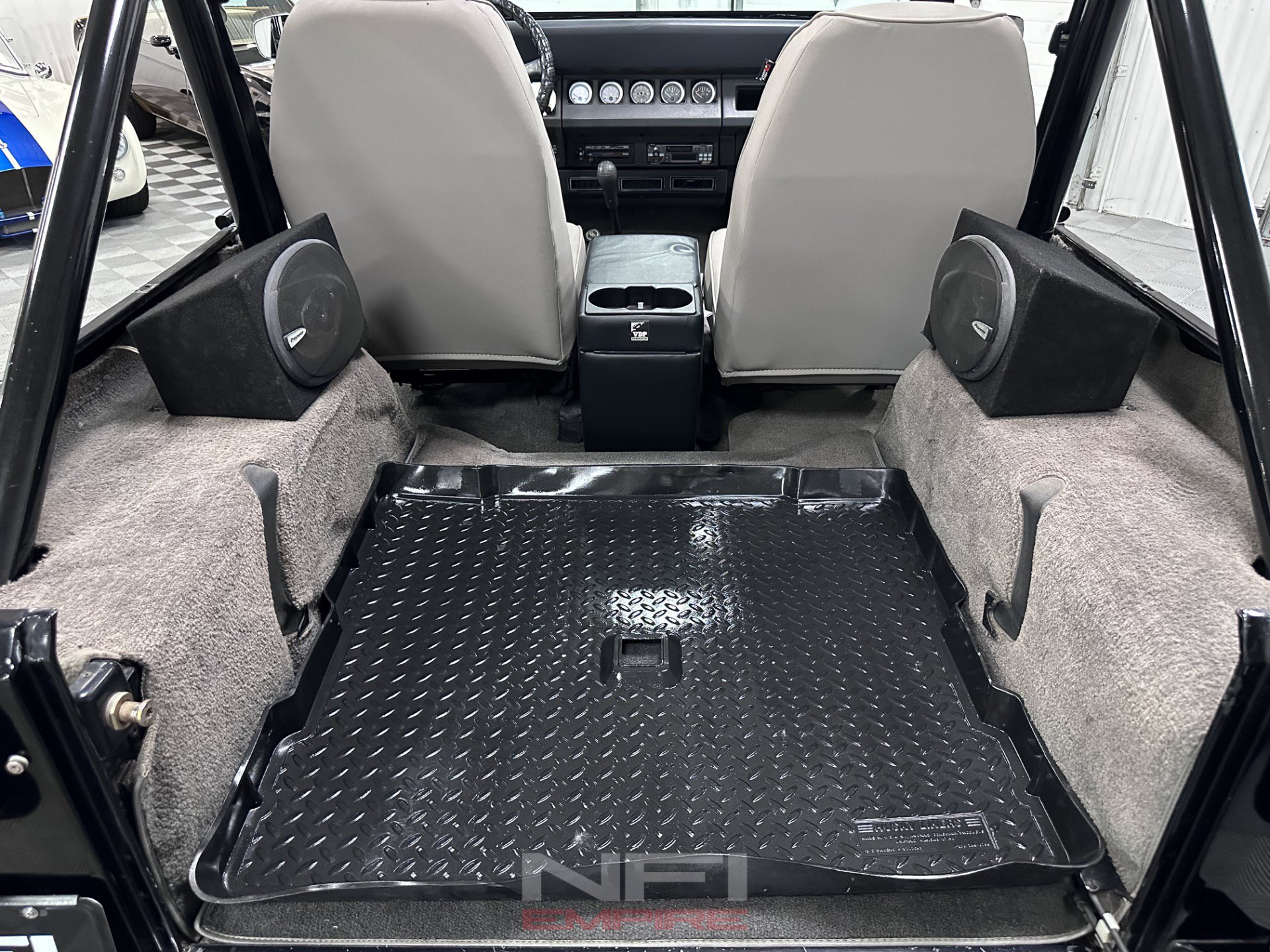 Used 1989 Jeep Wrangler Laredo AWD/4WD image 38