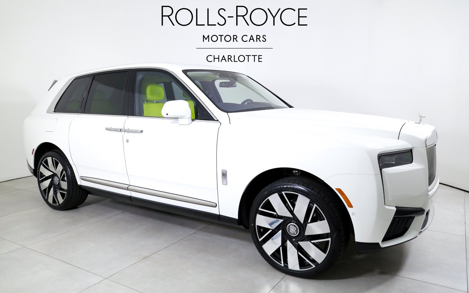 New 2026 Rolls-Royce Cullinan AWD/4WD image 5