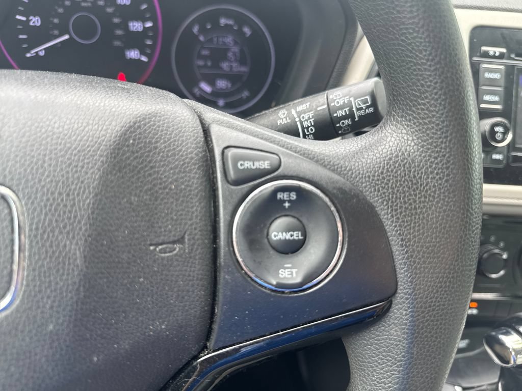 Used 2020 Honda HR-V LX image 28