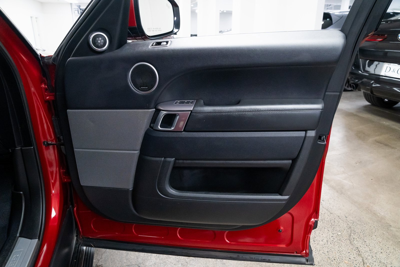 Used 2018 Land Rover Range Rover Sport HSE image 24