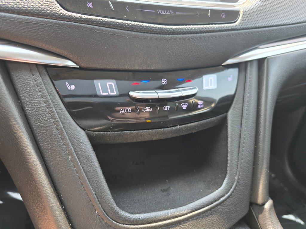 Used 2019 Cadillac XT5 Luxury image 10