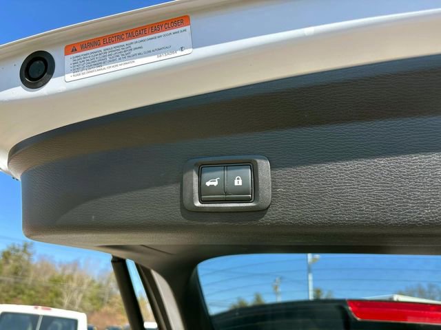 Used 2022 Mitsubishi Outlander SEL image 14