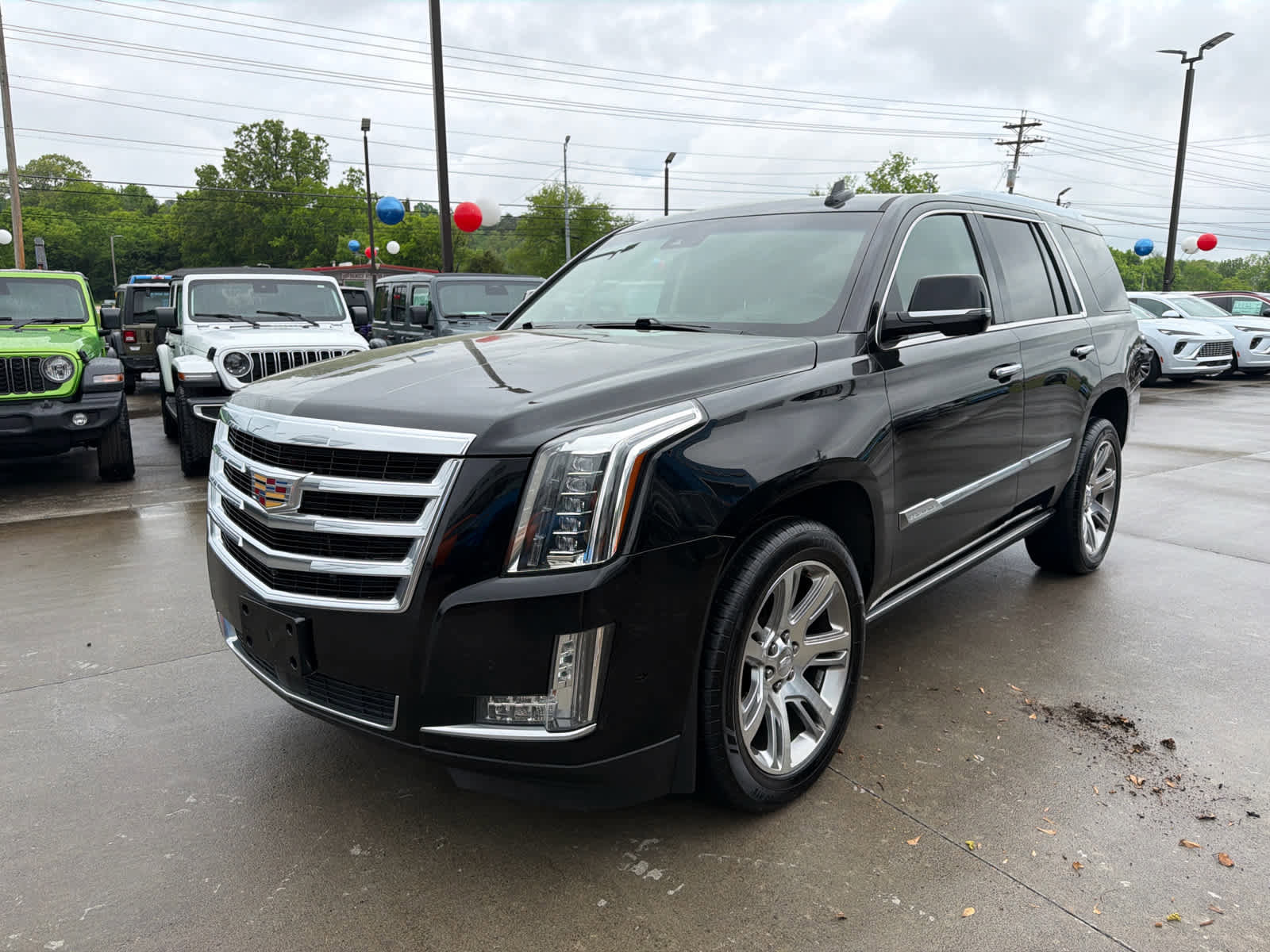 Used 2017 Cadillac Escalade Premium Luxury RWD image 5